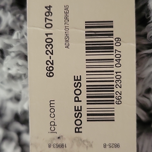 Arizona Jean's Cross Neck, long sleeve top Size XL - Picture 7 of 7